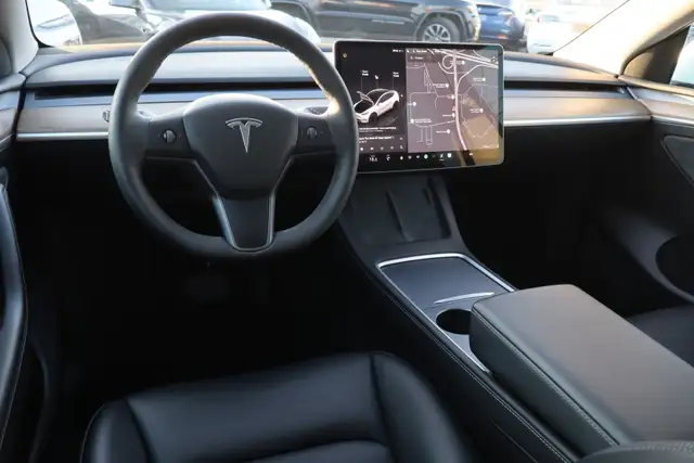 2023 TESLA MODEL Y - Photo 9