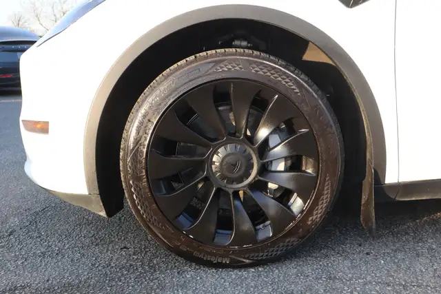 2023 TESLA MODEL Y - Photo 26