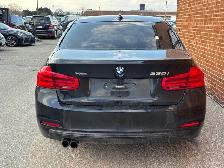 2018 BMW 3-Series 330i xDrive Sedan - Photo 5