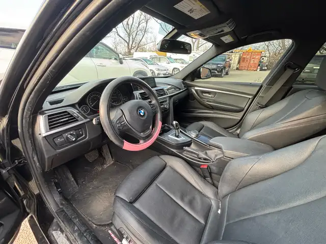 2018 BMW 3-Series 330i xDrive Sedan - Photo 6