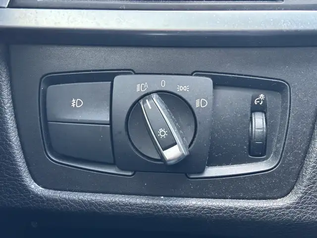 2018 BMW 3-Series 330i xDrive Sedan - Photo 11