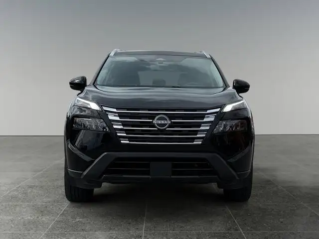 2025 Nissan Rogue SV Moonroof - Photo 10