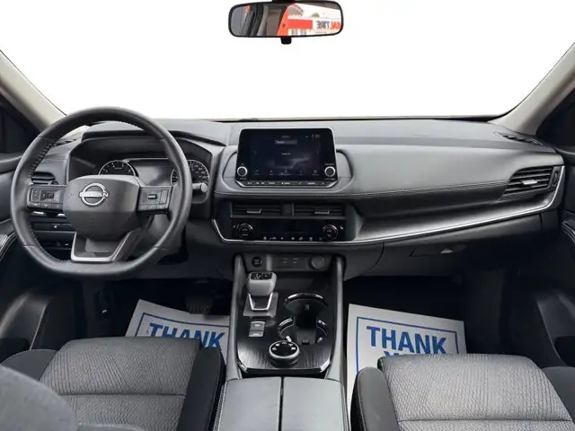 2025 Nissan Rogue SV Moonroof - Photo 12