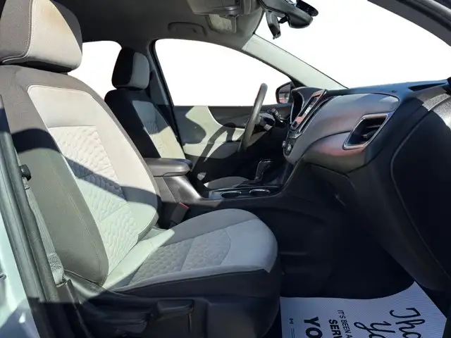 2020 Chevrolet Equinox LS - Photo 16