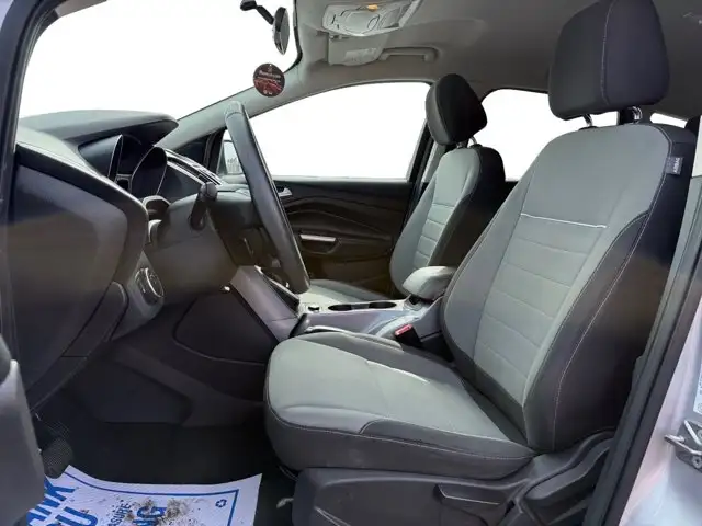 2015 Ford Escape SE - Photo 11