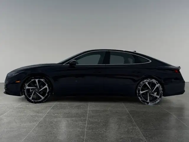2023 Hyundai Sonata Sport - Photo 2