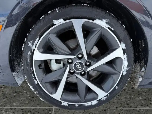 2023 Hyundai Sonata Sport - Photo 17