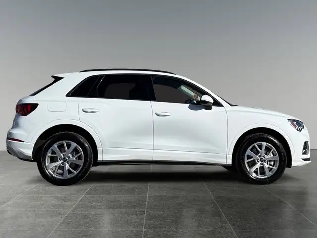 2025 Audi Q3 - Photo 8