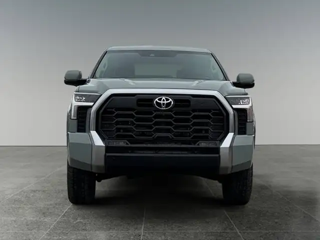 2024 Toyota Tundra Limited - Photo 10