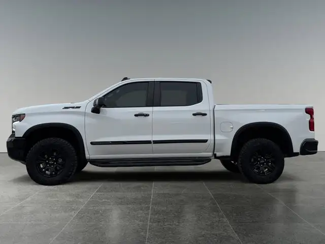 2024 Chevrolet Silverado 1500 ZR2 - Photo 2