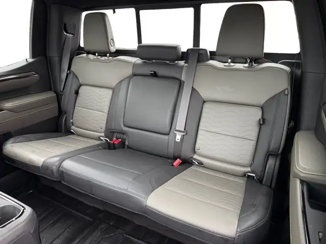 2024 Chevrolet Silverado 1500 ZR2 - Photo 15