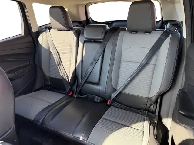 2017 Ford Escape Titanium - Photo 15