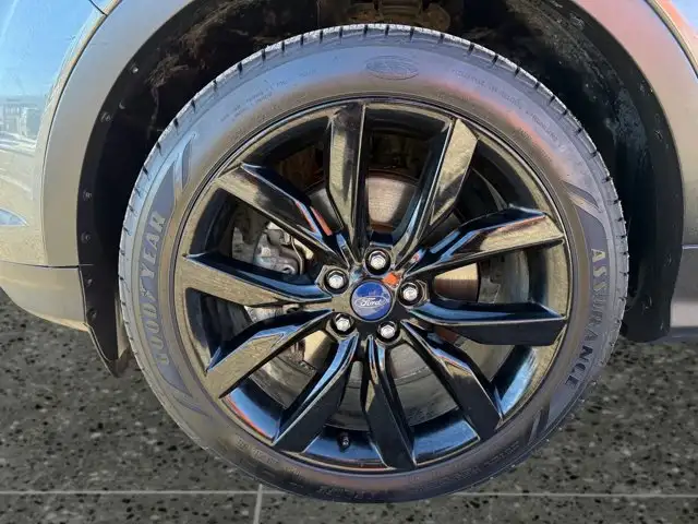 2017 Ford Escape Titanium - Photo 17