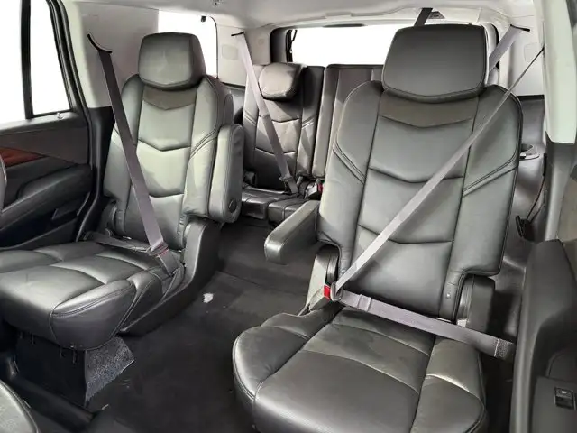 2016 Cadillac Escalade Luxury Collection - Photo 15