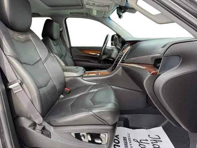 2016 Cadillac Escalade Luxury Collection - Photo 16
