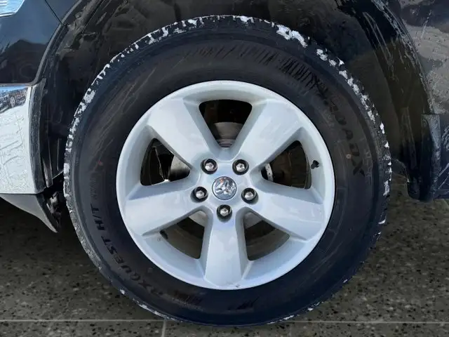 2023 Ram 1500 Classic SLT - Photo 17