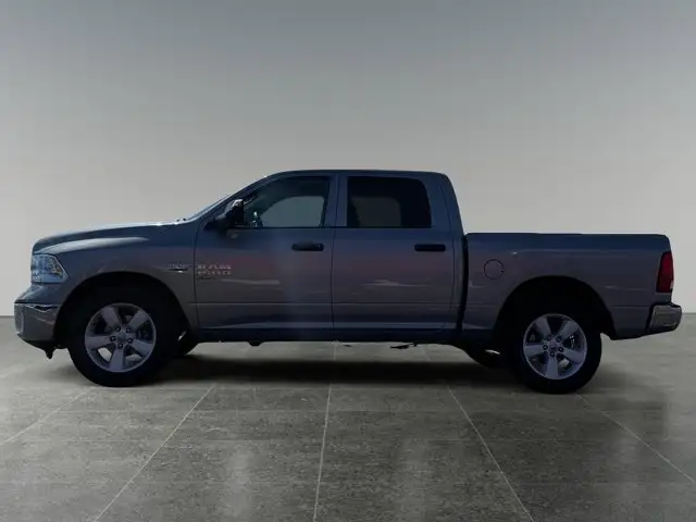 2023 Ram 1500 Classic SLT - Photo 2