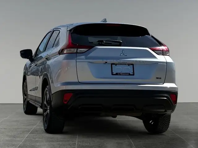 2022 Mitsubishi Eclipse Cross ES - Photo 4