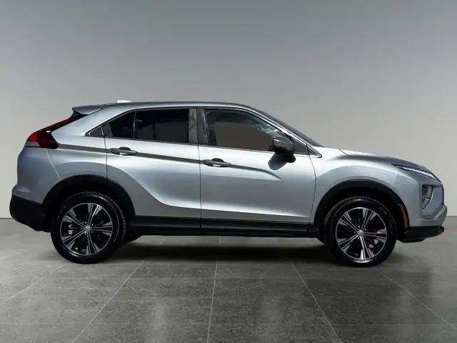 2022 Mitsubishi Eclipse Cross ES - Photo 8
