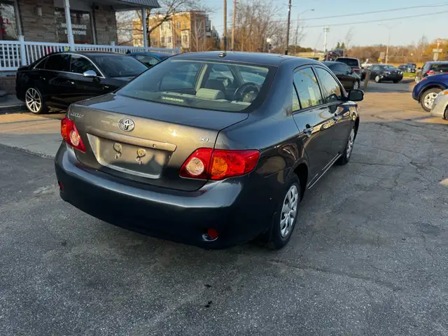 2009 Toyota Corolla 4dr Sdn CE - Photo 7