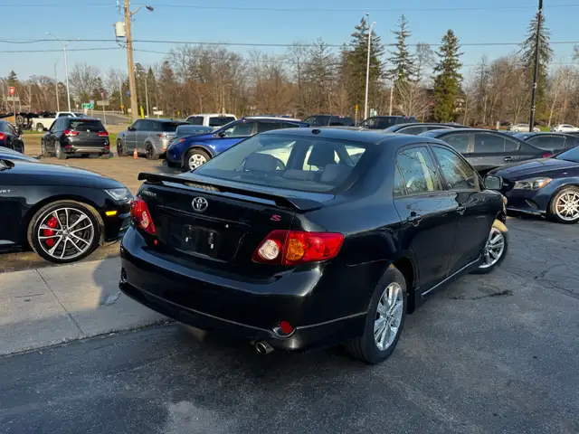 2010 Toyota Corolla Sedan S - Photo 9