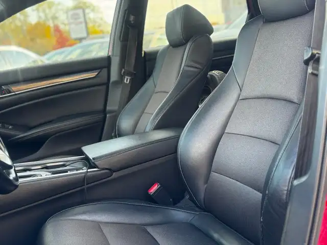2018 Honda Accord Sport CVT - Photo 14