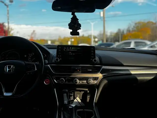 2018 Honda Accord Sport CVT - Photo 16