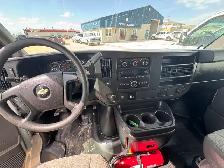 2015 Chevrolet Express - Photo 8
