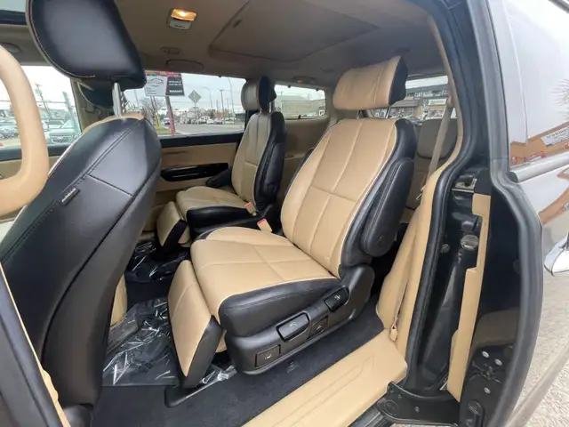 2015 Kia Sedona 4dr Wgn - Photo 14