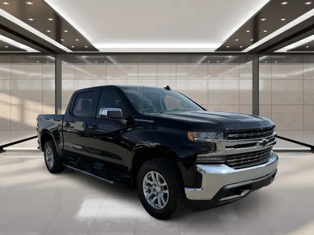 2019 Chevrolet Silverado 1500 4WD Crew Cab 147' LT - Photo 2