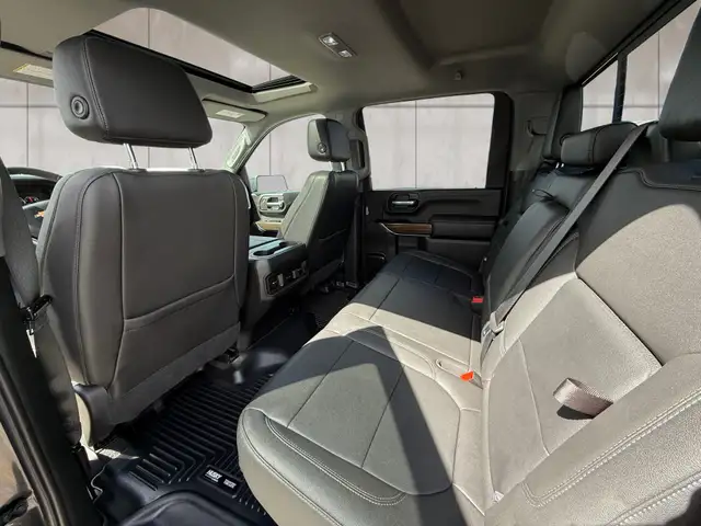 2022 Chevrolet Silverado 2500HD 4WD Crew Cab 159' LT - Photo 8