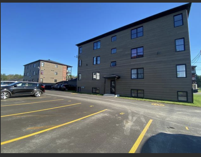 logement 4 1\2 à louer - Photo 7