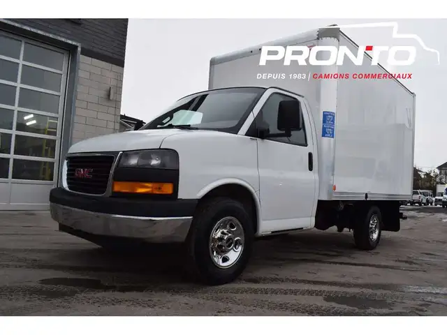 2019 GMC Savana 3500 / Cube 12 pied / 6.0L V8 / Attache remorque - Photo 18