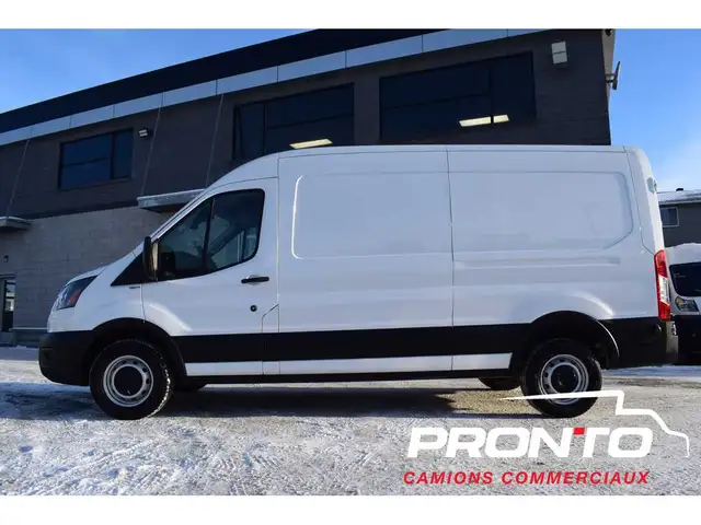 2024 Ford Transit Cargo Van 148WB Toit Moyen  Balance de Garan - Photo 4
