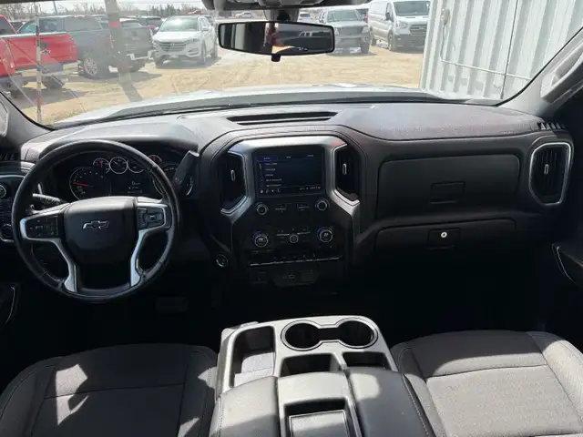 2021 Chevrolet Silverado 1500 RST Crew Cab 4WD - Photo 10