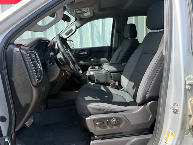 2021 Chevrolet Silverado 1500 RST Crew Cab 4WD - Photo 11