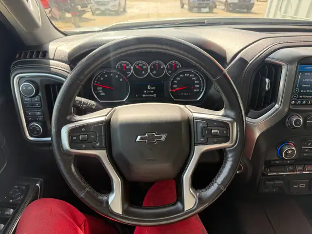 2021 Chevrolet Silverado 1500 RST Crew Cab 4WD - Photo 14