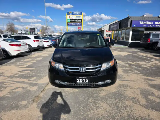 2015 Honda Odyssey 4dr Wgn Touring w/RES & Navi - Photo 2