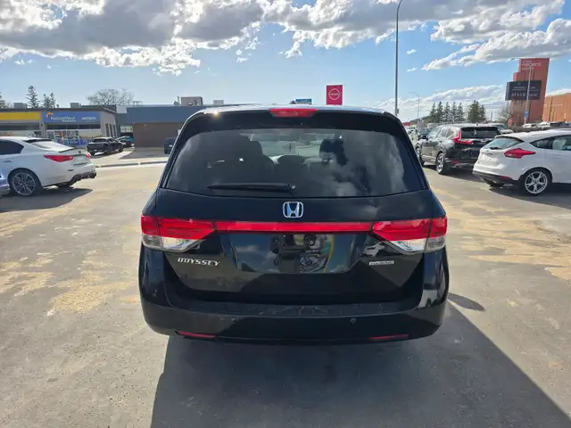 2015 Honda Odyssey 4dr Wgn Touring w/RES & Navi - Photo 6