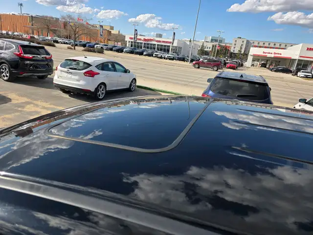 2015 Honda Odyssey 4dr Wgn Touring w/RES & Navi - Photo 9