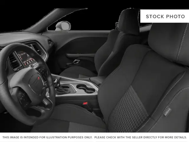 2023 Dodge Challenger - Photo 7