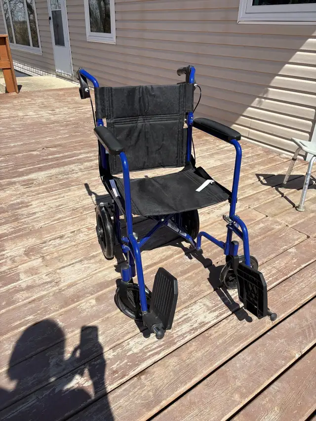 mobility:Handicap equipment - Photo 3