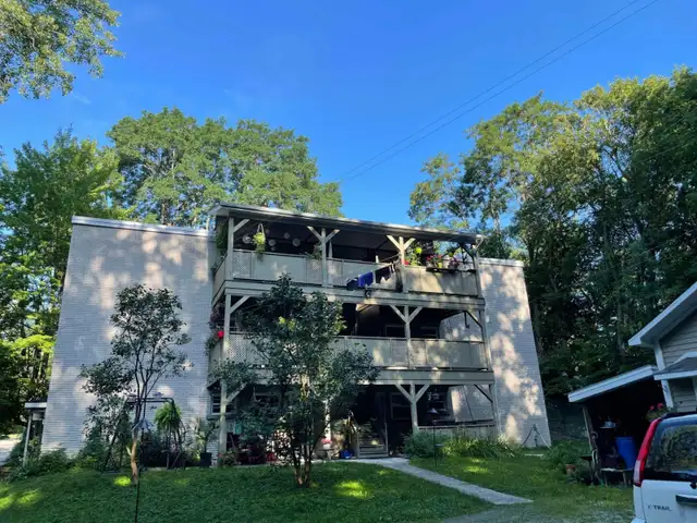 Grand 5 1/2 Vieux Nord