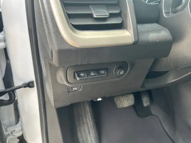 2023 GMC Terrain Denali AWD - Photo 15