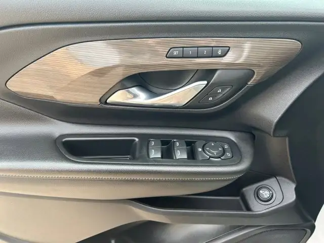 2023 GMC Terrain Denali AWD - Photo 16