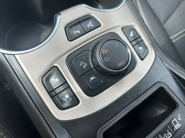 2023 GMC Terrain Denali AWD - Photo 22