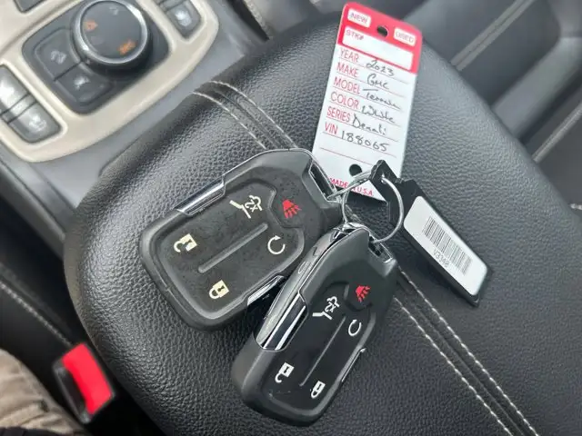 2023 GMC Terrain Denali AWD - Photo 26