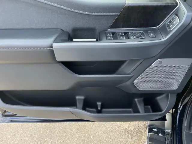 2021 Ford F-150 Lariat FX4 502A - Photo 13