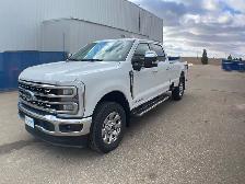 2026 Ford Super Duty F-350 SRW Lariat FX4 618A