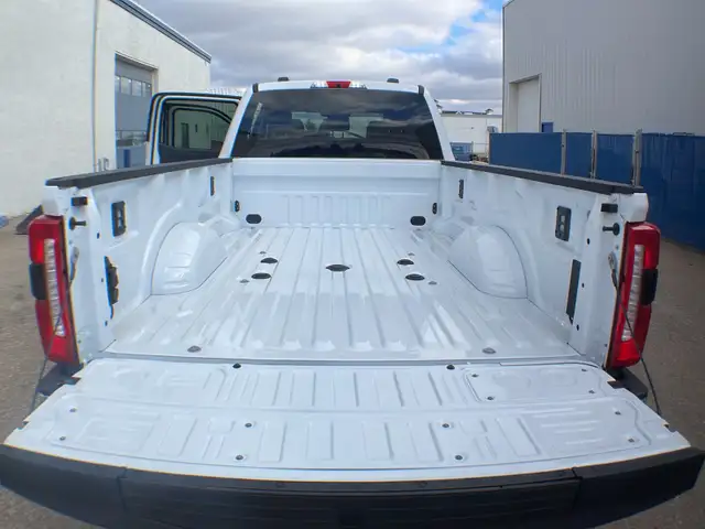 2026 Ford Super Duty F-350 SRW Lariat FX4 618A - Photo 26